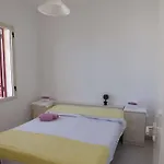 Baia Di Carlino Tourist Appartamento *