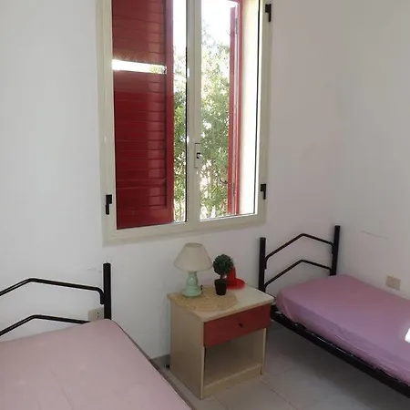 Baia Di Carlino Tourist Appartement *