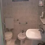 Baia Di Carlino Tourist Апартаменты
