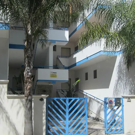 Baia Di Carlino Tourist Apartment