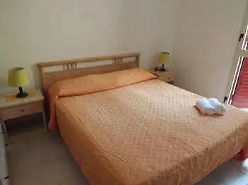 Baia Di Carlino Tourist *