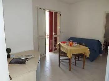 Baia Di Carlino Tourist Apartment