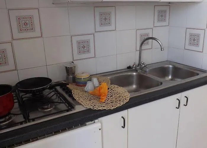 Baia Di Carlino Tourist Apartment *