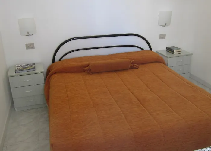 Baia Di Carlino Tourist Apartment