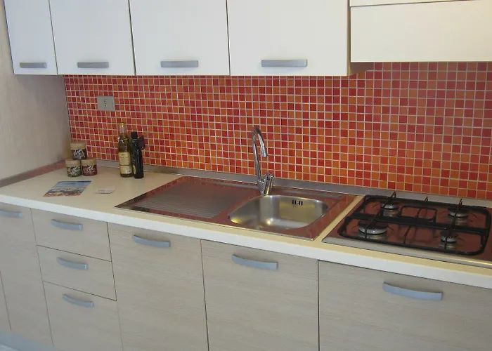 Baia Di Carlino Tourist *